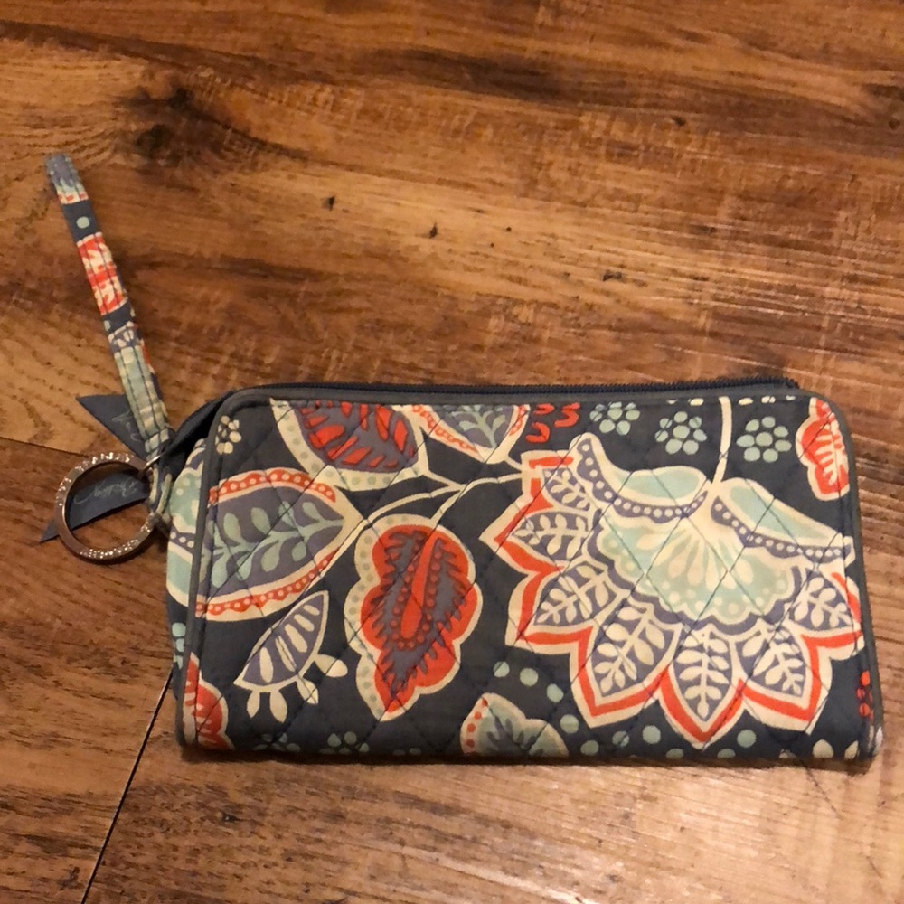 Vera Bradley multiple card slot wallet